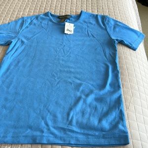 Women bananas republic T-shirt